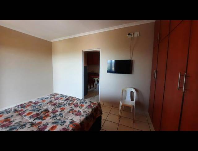 1 BEDROOM PROPERTY TO RENT IN TRENANCE MANOR